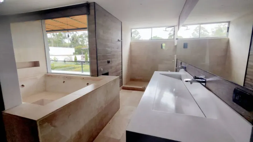 Casa de 3 alcobas en venta en El Retiro, 377 m² · foto 19 de 20
