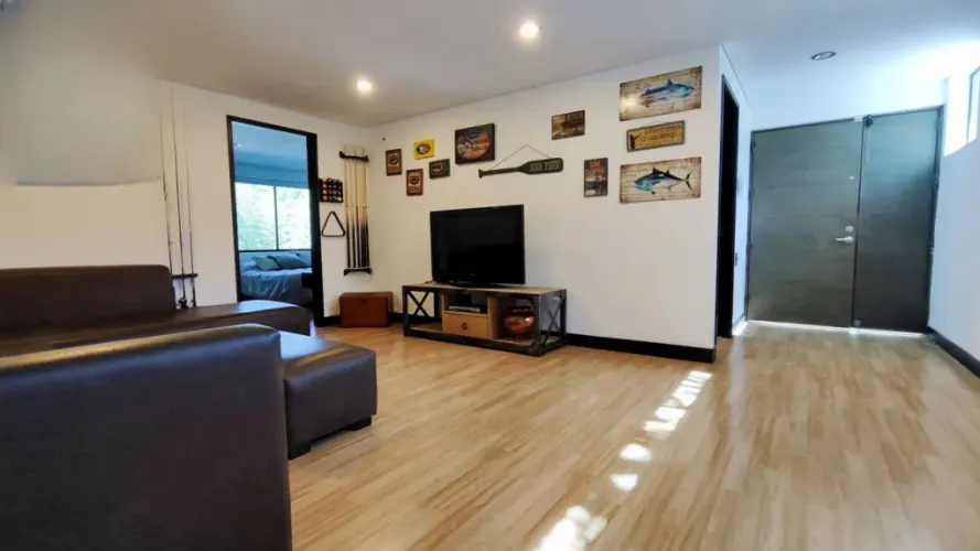 Casa de 5 alcobas en venta en El Carmen De Viboral, El Carmen de Viboral, 450 m² · foto 18 de 20