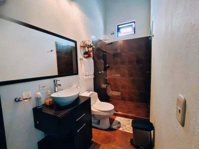 Casa de 3 alcobas en venta en Centro, Rionegro · foto 3 de 12