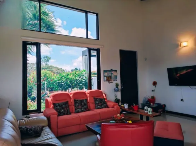 Casa de 3 alcobas en venta en Centro, Rionegro · foto 4 de 12