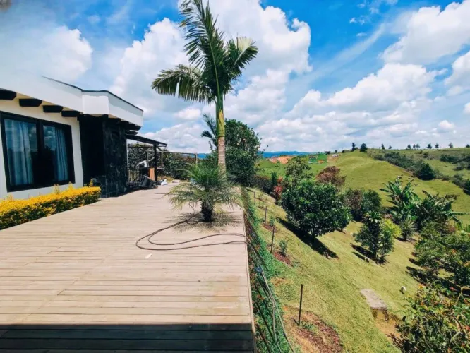 Casa de 3 alcobas en venta en Centro, Rionegro · foto 10 de 12