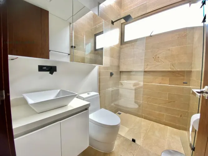 Casa de 3 alcobas en venta en Centro, Rionegro · foto 17 de 18