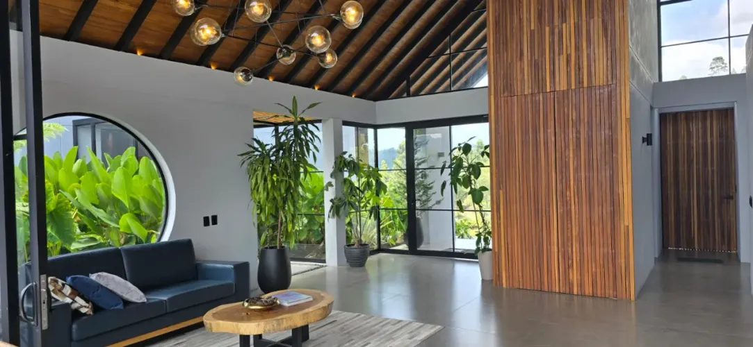 Casa de 3 alcobas en venta en El Retiro, 1750 m² · foto 13 de 17