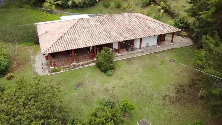 Finca en venta en Centro, Rionegro, 2500 m² · foto 3 de 20