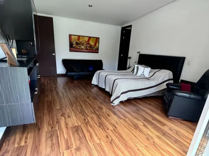 Casa de 5 alcobas en venta en Centro, Rionegro, 550 m² · foto 18 de 20