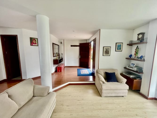 Casa en venta en San Jose De Los Arboles, Chía · foto 3 de 24