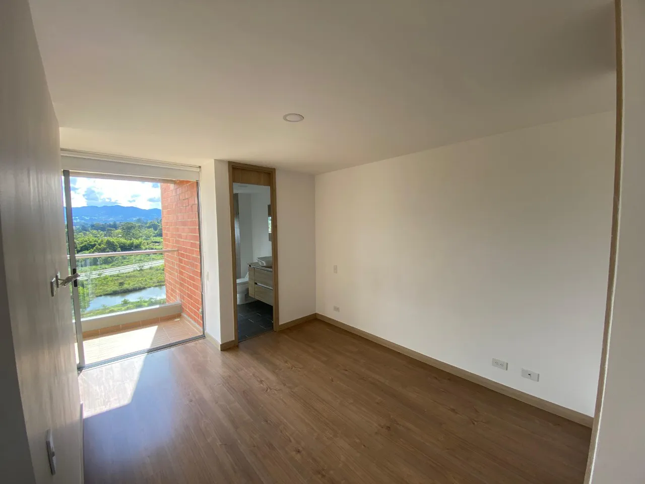 Apartamento en arriendo en Centro, Rionegro · foto 16 de 18