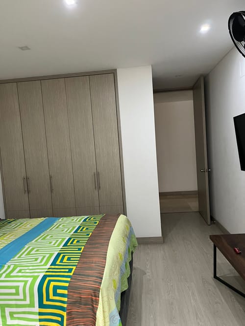 Apartamento de 4 alcobas en venta en Ciudadela Floralia, Cali, 226 m² · foto 18 de 24