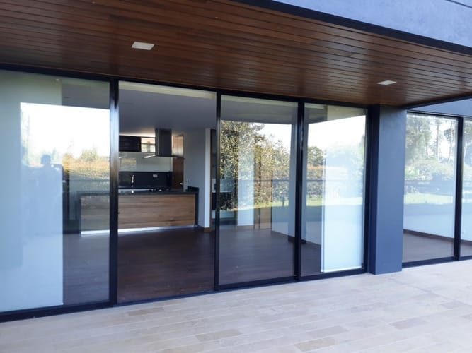 Apartamento de 3 alcobas en venta en Llano Grande, Rionegro, 191 m² · foto 3 de 18