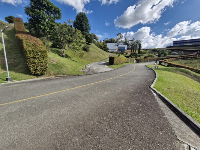 Lote en venta en Quirama, El Carmen de Viboral, 2986 m² · foto 3 de 9