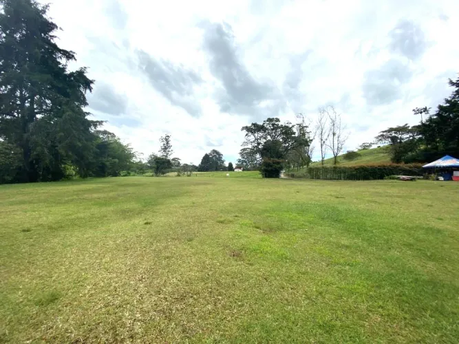 Lote en venta en Llano Grande, Rionegro, 3000 m² · foto 3 de 5