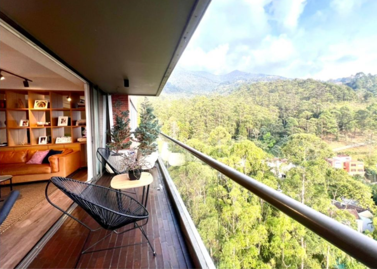 Apartamento en arriendo en El Poblado, Medellín · foto 2 de 18