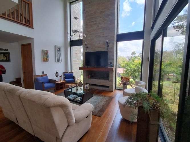 Casa de 3 alcobas en venta en La Ceja, 300 m² · foto 22 de 24