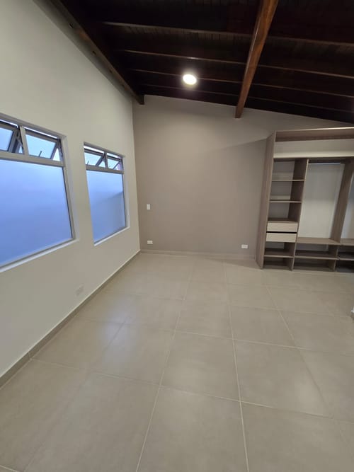 Apartamento de 3 alcobas en venta en Las Acacias, Medellín, 92 m² · foto 3 de 8