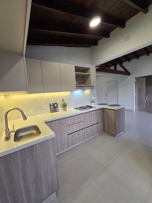 Apartamento de 3 alcobas en venta en Las Acacias, Medellín, 92 m² · foto 4 de 8