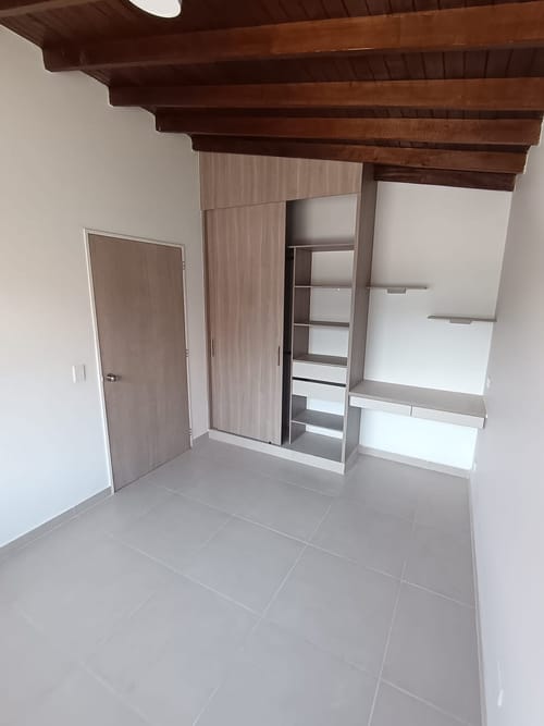 Apartamento de 3 alcobas en venta en Las Acacias, Medellín, 92 m² · foto 7 de 8