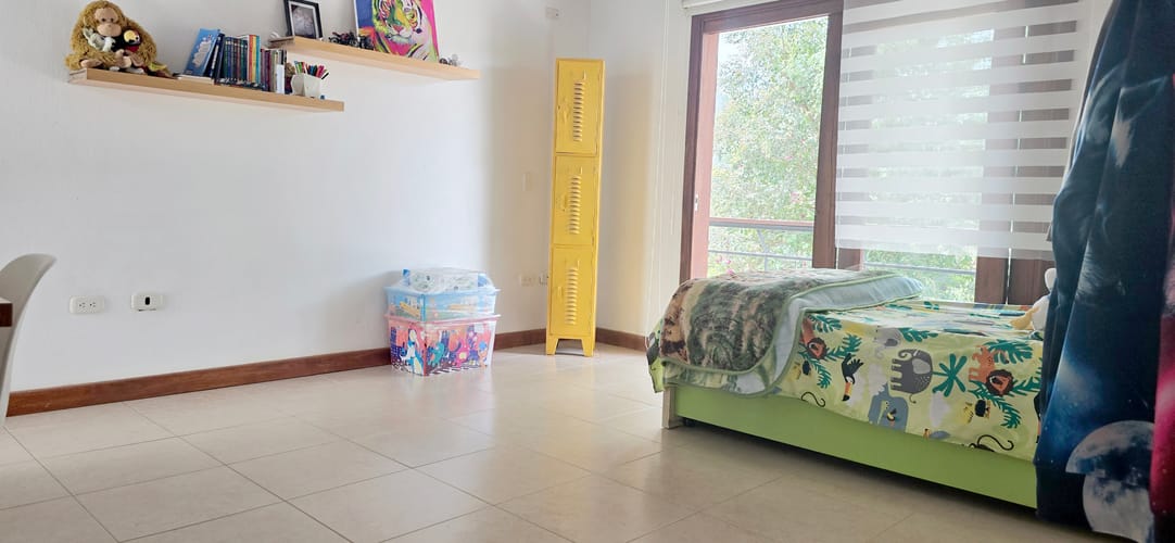 Casa de 3 alcobas en venta en El Retiro, 218 m² · foto 16 de 24