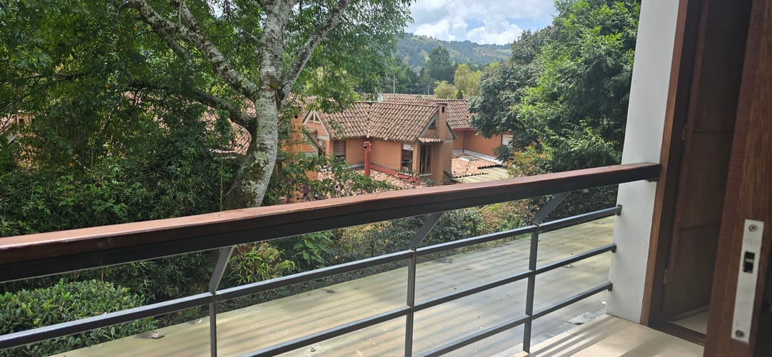 Casa de 3 alcobas en venta en El Retiro, 218 m² · foto 17 de 24