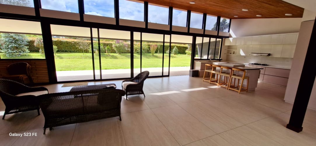 Casa de 5 alcobas en venta en El Carmen de Viboral, 487 m² · foto 17 de 24
