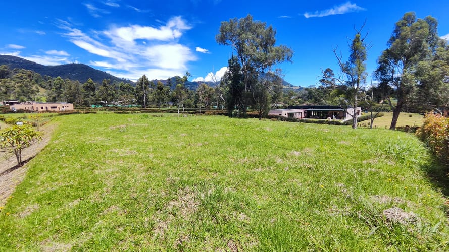Lote en venta en Guamito, La Ceja, 2004 m² · foto 4 de 11