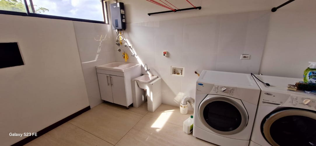Casa de 5 alcobas en venta en El Carmen de Viboral, 487 m² · foto 21 de 24