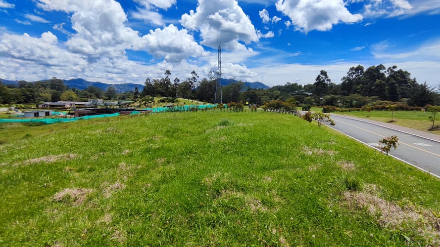 Lote en venta en Guamito, La Ceja, 2004 m² · foto 11 de 11
