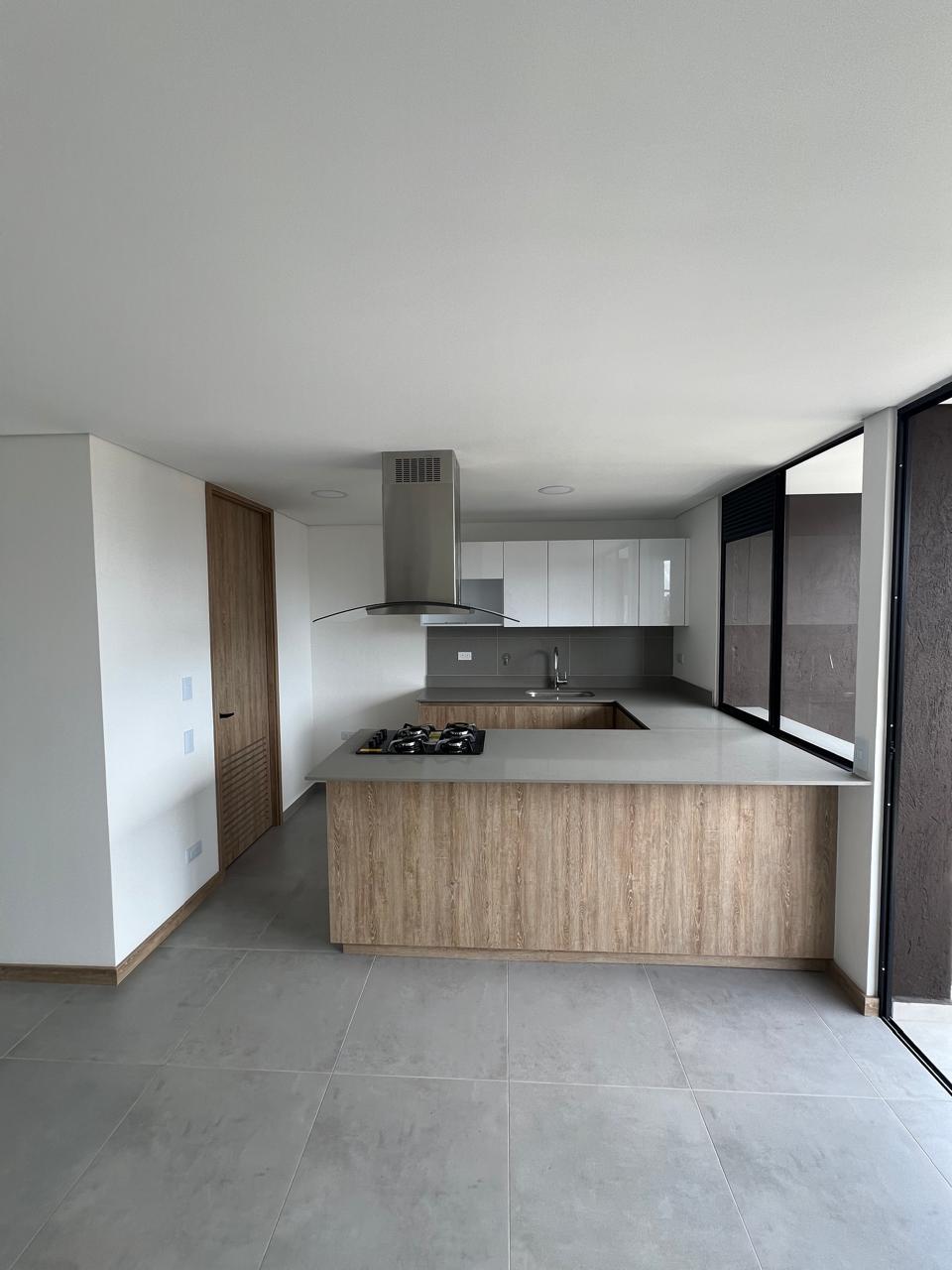 Apartamento en arriendo en Llano Grande, Rionegro · foto 2 de 18