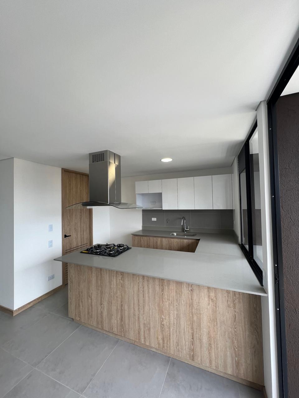Apartamento en arriendo en Llano Grande, Rionegro · foto 4 de 18