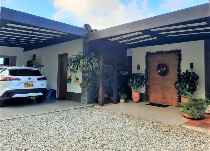 Casa de 3 alcobas en venta en Pantanillo, El Retiro, 1800 m² · foto 12 de 19