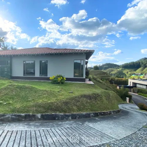 Casa de 3 alcobas en venta en Pantanillo, El Retiro, 1800 m² · foto 18 de 19