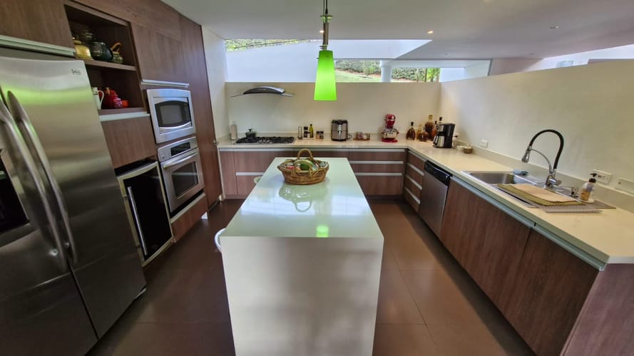 Casa de 3 alcobas en venta en Vilachuaga, Rionegro, 404 m² · foto 3 de 24