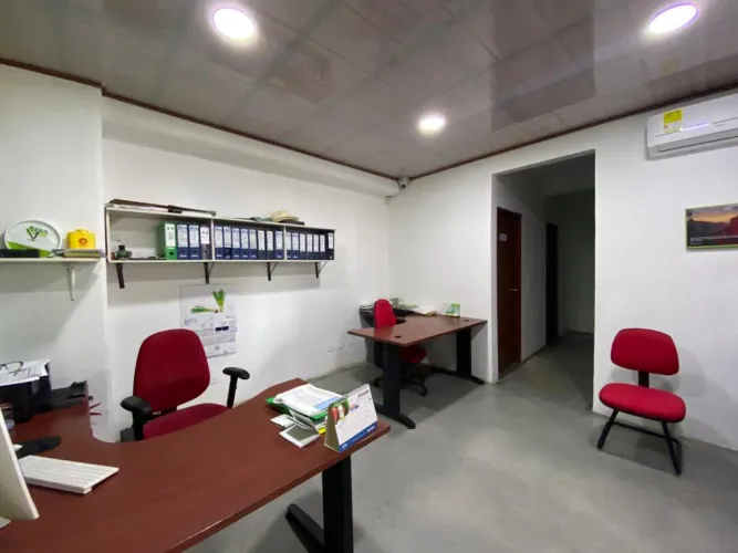 Bodega en venta en Bosques De Santa Elena, Pereira, 375 m² · foto 7 de 12