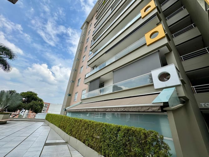 Apartamento en venta en Cristales, Cali, 150 m² · foto 13 de 14