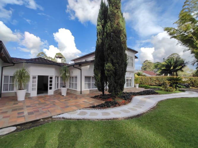 Casa de 5 alcobas en arriendo en Vilachuaga, Rionegro, 500 m² · foto 3 de 24