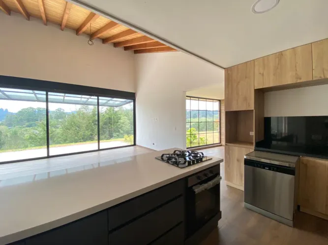 Casa de 3 alcobas en venta en Pantanillo, El Retiro · foto 3 de 14