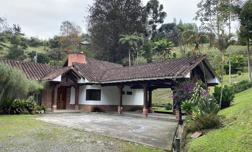 Finca en venta en Santa Elena, El Retiro, 470 m² · foto 2 de 8