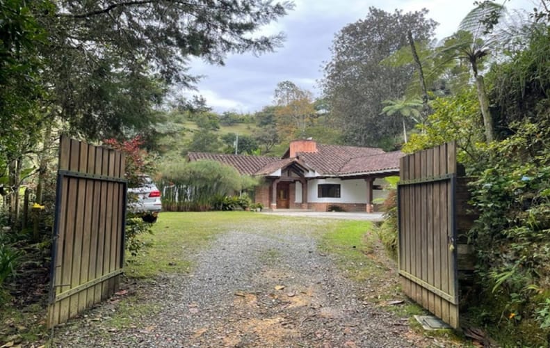 Finca en venta en Santa Elena, El Retiro, 470 m² · foto 3 de 8