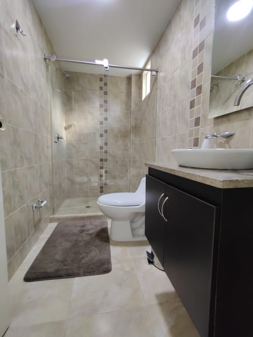 Casa de 5 alcobas en arriendo en Vilachuaga, Rionegro, 500 m² · foto 19 de 24