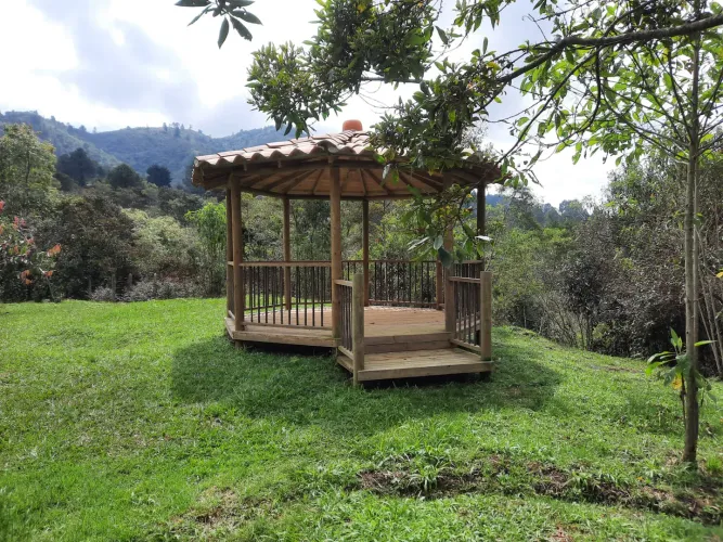 Lote en venta en La Clara, Guarne, 1523 m² · foto 13 de 18