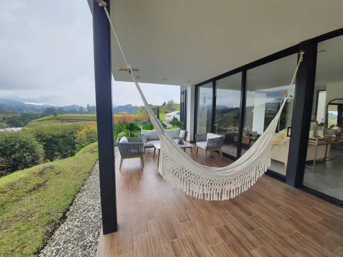 Casa de 3 alcobas en venta en Pantanillo, El Retiro, 1817 m² · foto 5 de 16