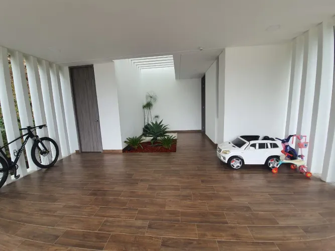 Casa de 3 alcobas en venta en Pantanillo, El Retiro, 1817 m² · foto 11 de 16