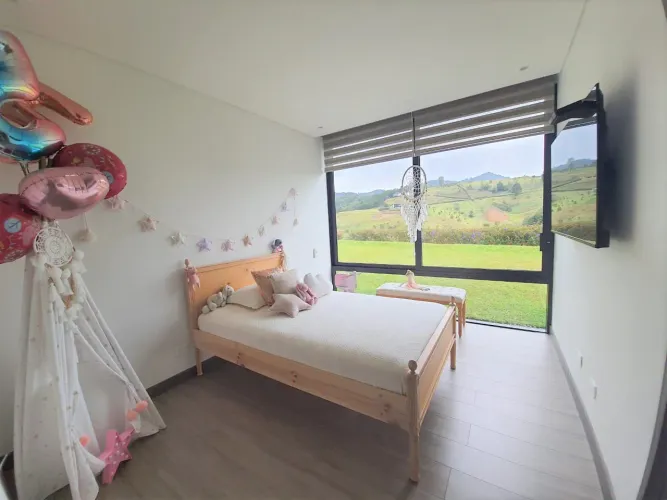 Casa de 3 alcobas en venta en Pantanillo, El Retiro, 1817 m² · foto 12 de 16