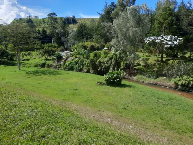Lote en venta en Pantanillo, El Retiro, 2200 m² · foto 9 de 16
