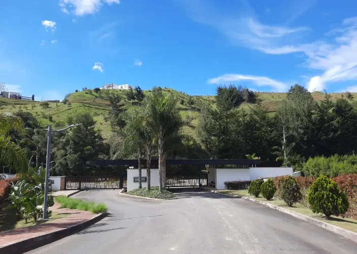 Lote en venta en Pantanillo, El Retiro, 2200 m² · foto 12 de 16