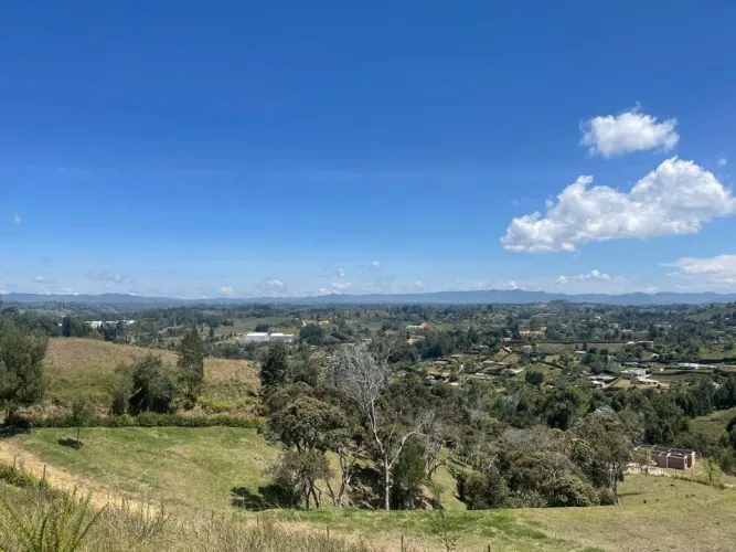 Lote en venta en Guarne, 5000 m² · foto 3 de 10