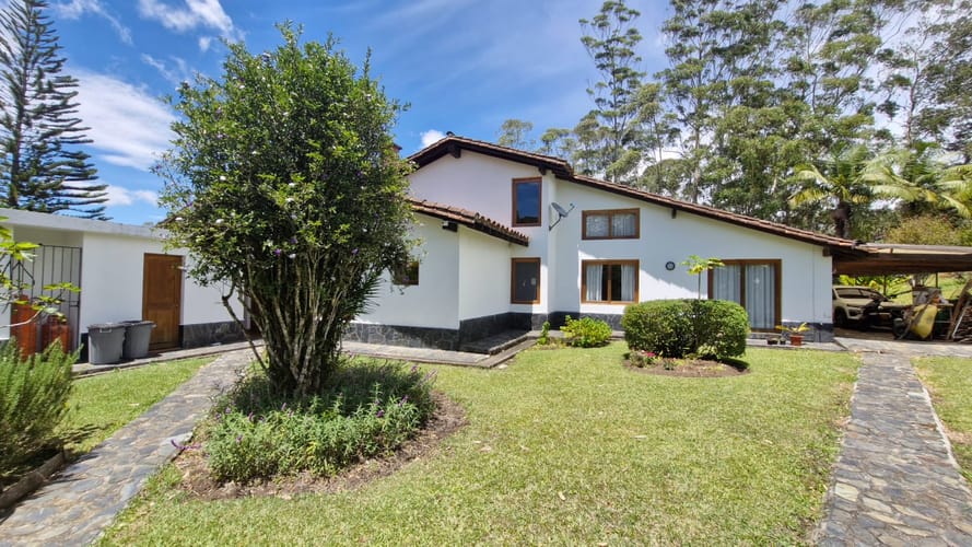 Casa de 6 alcobas en venta en El Porvenir, Rionegro, 400 m² · foto 2 de 24
