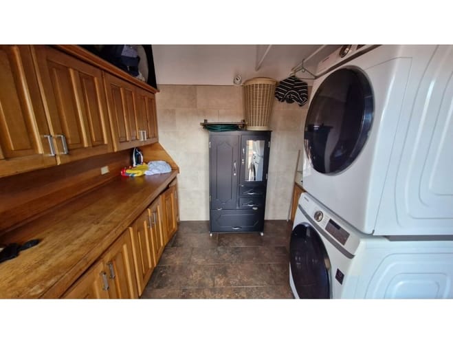 Casa de 4 alcobas en venta en El Porvenir, Rionegro, 270 m² · foto 4 de 18