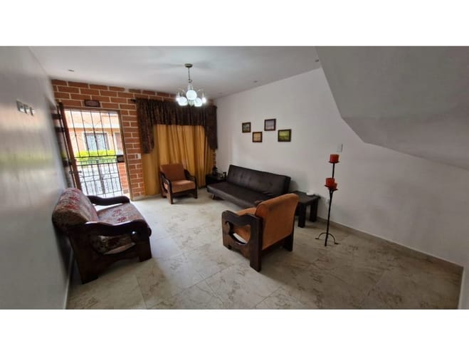 Casa de 4 alcobas en venta en El Porvenir, Rionegro, 270 m² · foto 5 de 18
