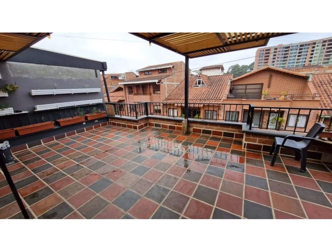 Casa de 4 alcobas en venta en El Porvenir, Rionegro, 270 m² · foto 14 de 18