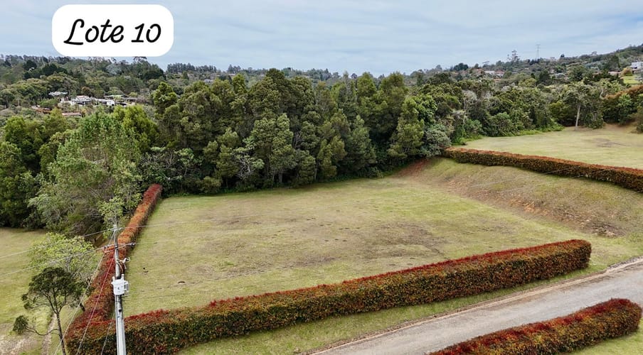 Lote en venta en El Porvenir, Rionegro, 6400 m² · foto 2 de 9